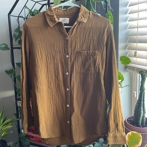 Universal Thread Buttondown